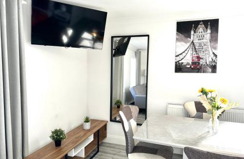 Walworth House | Studio Paris Double Room