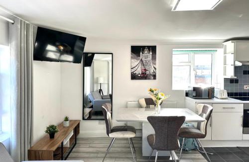 Walworth House | Studio Paris Double Room