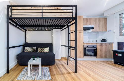 Villiers-le-Bel Apartment | Studio Paris Parc Escape - Near Paris