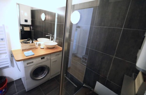 Rueil-Malmaison Apartment | STUDIO PAUL DOUMER CENTER VILLE