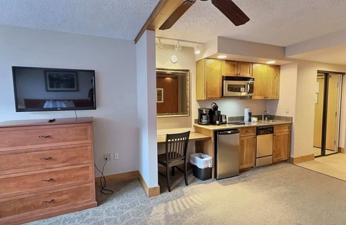 Mount Crested Butte Condo | Studio Perfect Location 320 with Pool and Hot Tub