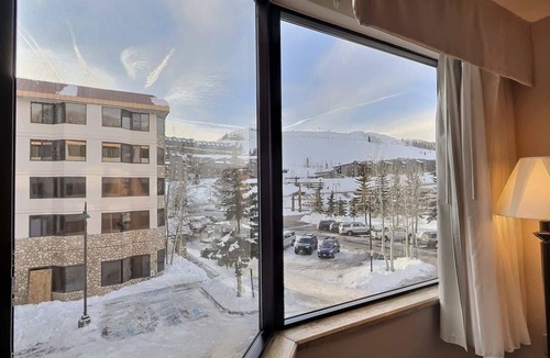 Mount Crested Butte Condo | Studio Perfect Location 320 with Pool and Hot Tub