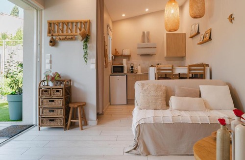 Serignan House | Studio Piscine Balnéo Chauffée
