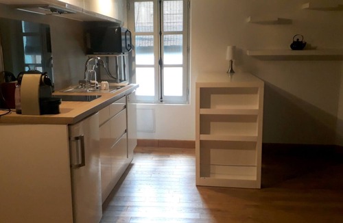Comedie Apartment | Studio place de la Comédie!