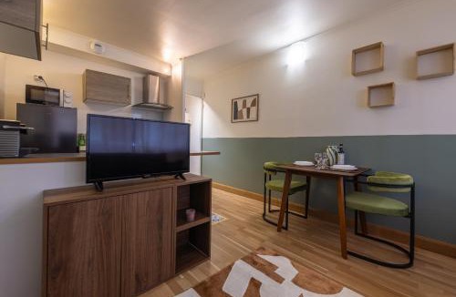 Aix-les-Bains City Center Apartment | Studio plein centre