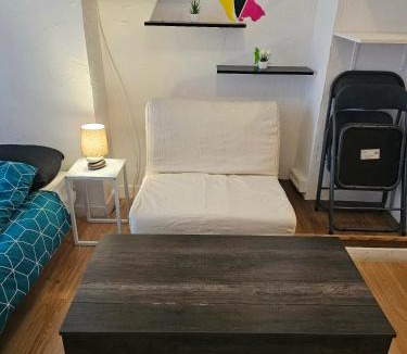 Auch Apartment | Studio plein centre