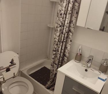 Nevers Apartment | Studio pour Déplacements Professionnels- étudiant