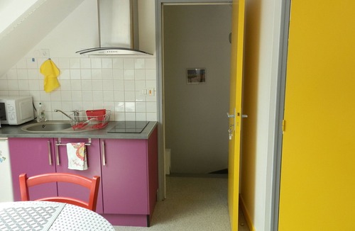 Langueux Apartment | Studio Premier Étage