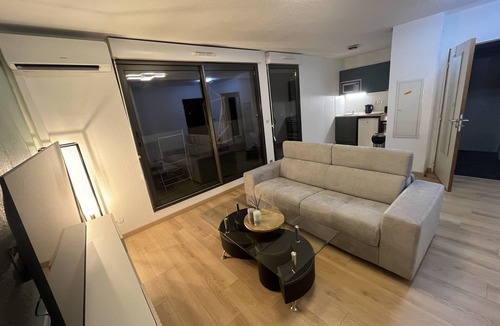 Aiguerelles Apartment | Studio Pres D'arenes Jacuzzi