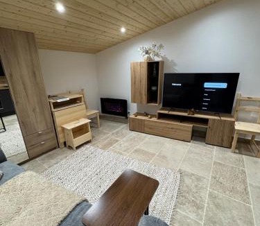 Sens Apartment | Studio PRINTEMPS