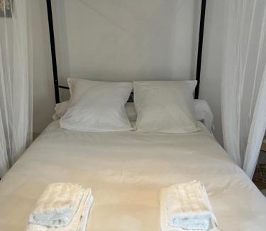 Chatel-Guyon Bed & Breakfast | Studio Privatif - Ancienne Maison Vigneronne