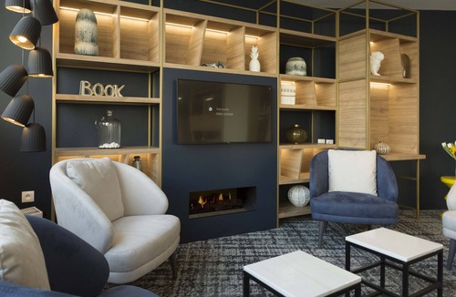 Republique Apartment | Studio Proche de la Sarthe, Accès Hammam