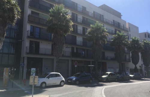 Aiguerelles Apartment | Studio proche des plages avec place de parking privée.