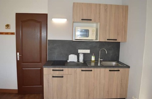 Vallon-Pont-d'Arc Apartment | Studio Proche du Village et de la Rivière