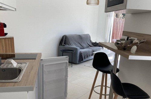 Mantes-la-Jolie Apartment | Studio Proche Gare et Centre Ville