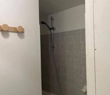 Laval Apartment | Studio proche gare