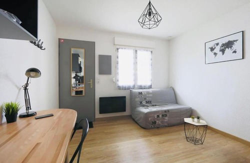 Chambray-les-Tours Apartment | Studio proche Tours avec wifi
