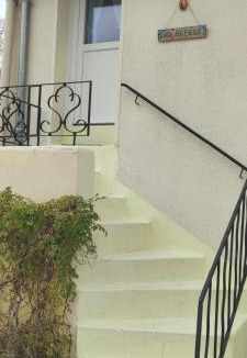 Le Mesnil-en-Vallee Apartment | Studio Propre et Cosy