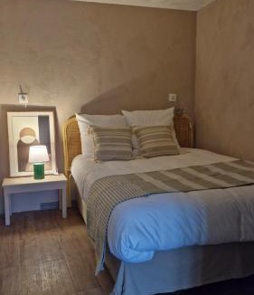 Sablons Apartment | studio Quai 84, bord du Rhône via Rhôna