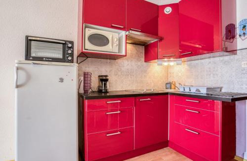 Cap d'Agde Apartment | Studio Quai d'Honneur-2 by Interhome