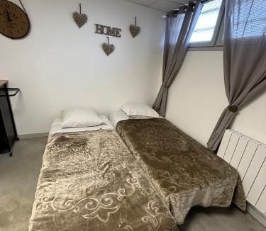 Chaingy Apartment | Studio, quiet and secure in ZA