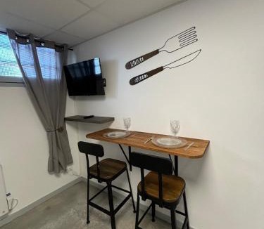 Chaingy Apartment | Studio, quiet and secure in ZA