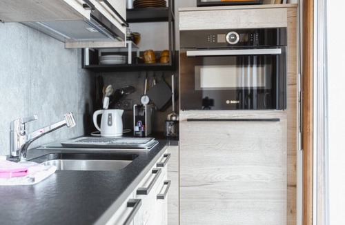 Randogne Apartment | Studio rénové avec vue imprenable sur les Alpes