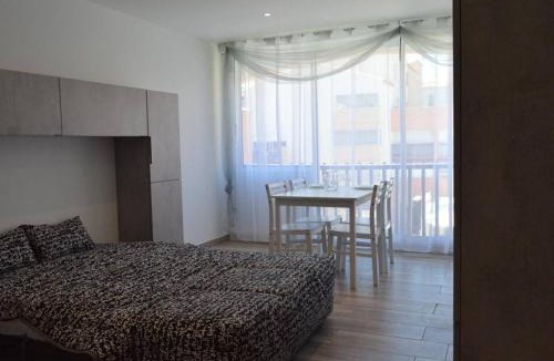 Cap d'Agde Apartment | Studio rénové avec parking à 850m de la plage, proche port et commerces - Cap d'Agde - FR-1-249-252