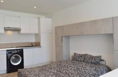 Cap d'Agde Apartment | Studio rénové avec parking à 850m de la plage, proche port et commerces - Cap d'Agde - FR-1-249-252