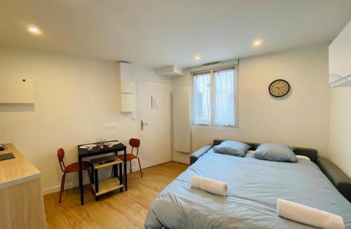 Saint-Jacques - Nazareth Apartment | Studio rénové - Tram & centre - Parking gratuit