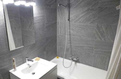 Randogne Apartment | Studio Résidence du Rhône B40 by Interhome