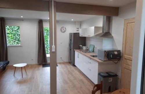 Rang-du-Fliers Apartment | studio rdc avec terrasse