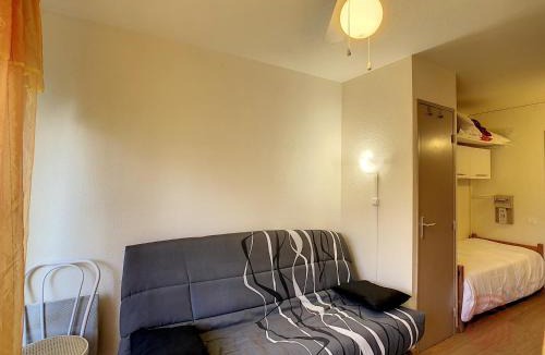 Lamalou-les-Bains Apartment | Studio RDC proche centre et thermes avec Wifi - FR-1-451-76