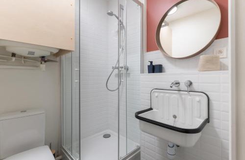 Republique - Les Ponts Apartment | Studio refait à neuf avec Parking en Bord de Loire