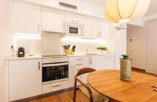 Barri Vell Apartment | Studio Rei Martí - Holiday Apartment Rental Girona | Bravissimo