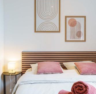 Saint-Quentin Apartment | Studio Relax 2pers wifi