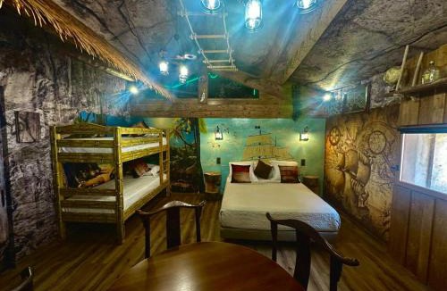 Centre Historique Apartment | Studio repaire des pirates du Cloitre