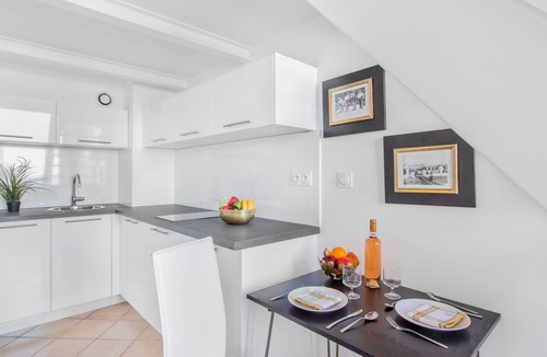 Old Town Apartment | Studio Republique by Interhome