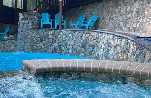 Patton Apartment | Studio Retreat @ Arrowhead Springs Nature Preserve