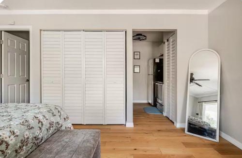 Northeast Tampa Apartment | Studio retreat by the river