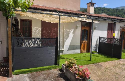 Ax-les-Thermes Apartment | Studio RIGA