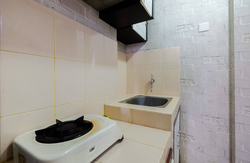 Sunter Apartment | Studio Room at Sunter Park View Apartment By Travelio