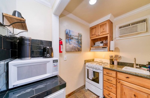 Lakeside Park Cabin | Studio room only a short walk from all of Stateline`s top attractions!