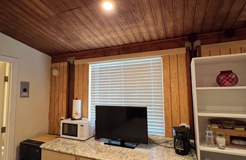 Modesto Apartment | Studio Room with Full Bath