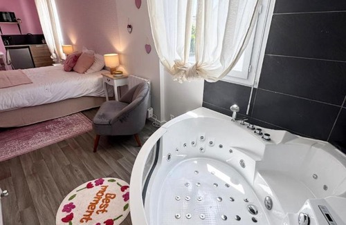 Queven Apartment | Studio rose & spa Pause bien-être