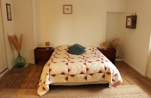 Pesmes Apartment | Studio Rossignol