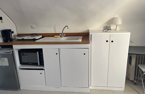 Necker Apartment | Studio, rue de Vaugirard, Paris 15th arrondissement