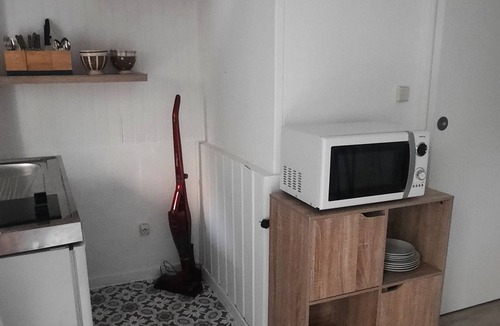 Saint-Denis-d'Orques Apartment | Studio - Saint Denis D'orques