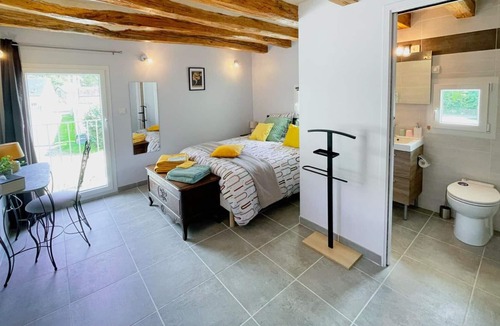 Saint-Paterne-Racan Apartment | Studio Saint-Paterne-Racan, studio flat, 2 persons