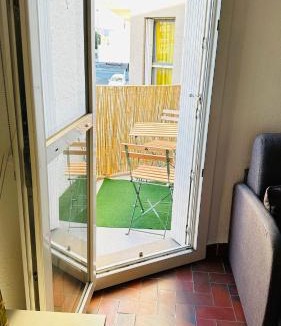 Saint-Cyprien Plage Apartment | Studio Saint-Cyprien Port